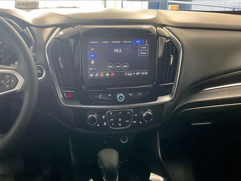 Used 2023 Chevrolet Traverse LT AWD/4WD image 19