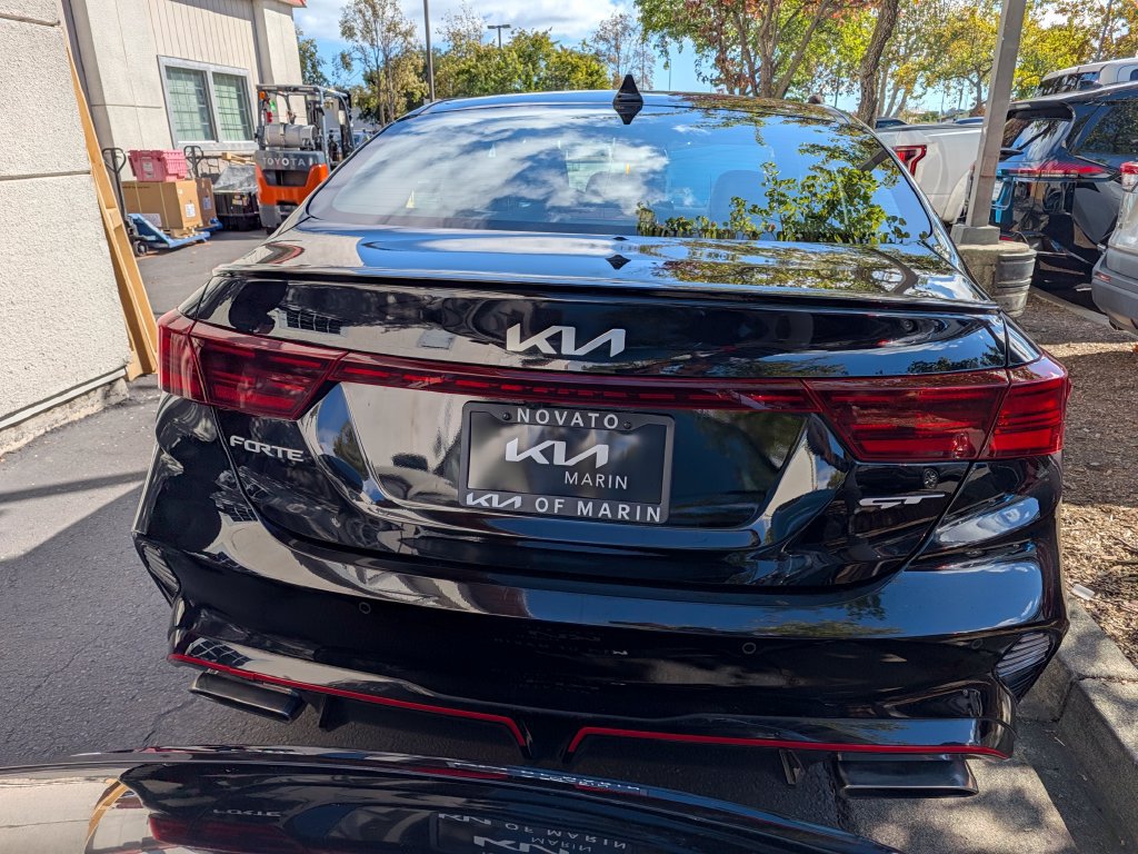Used 2023 Kia Forte GT w/ GT2 Package FWD image 4