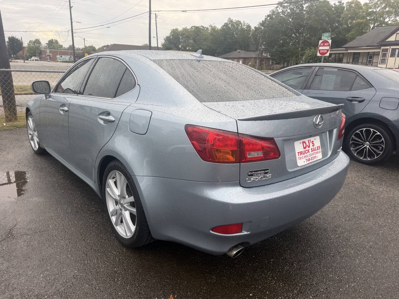 Used 2007 Lexus IS 250 w/ Luxury Plus Pkg RWD image 4