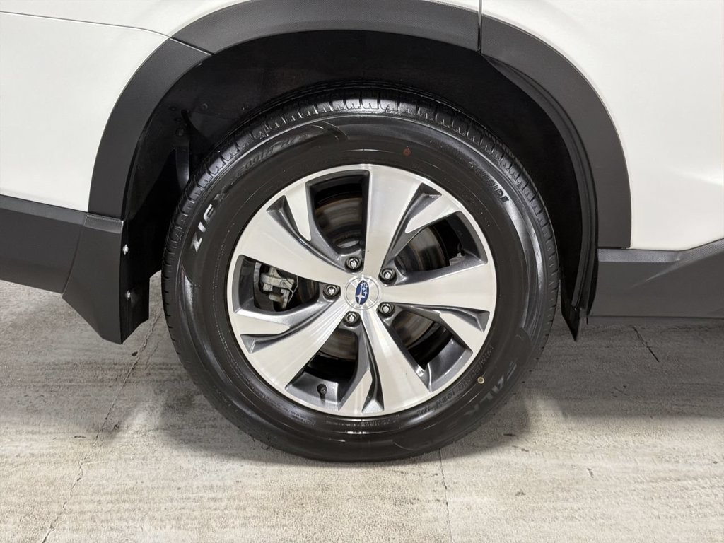 Certified 2023 Subaru Ascent Premium w/ Convenience Package AWD/4WD image 12