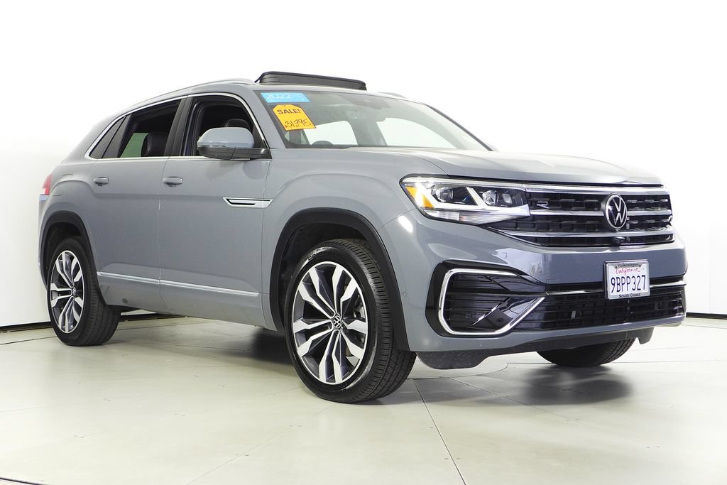 Certified 2022 Volkswagen Atlas Cross Sport SEL Premium R-Line AWD/4WD image 4