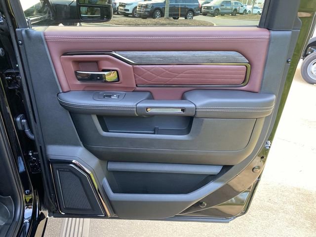 Used 2026 RAM 3500 Limited AWD/4WD image 35