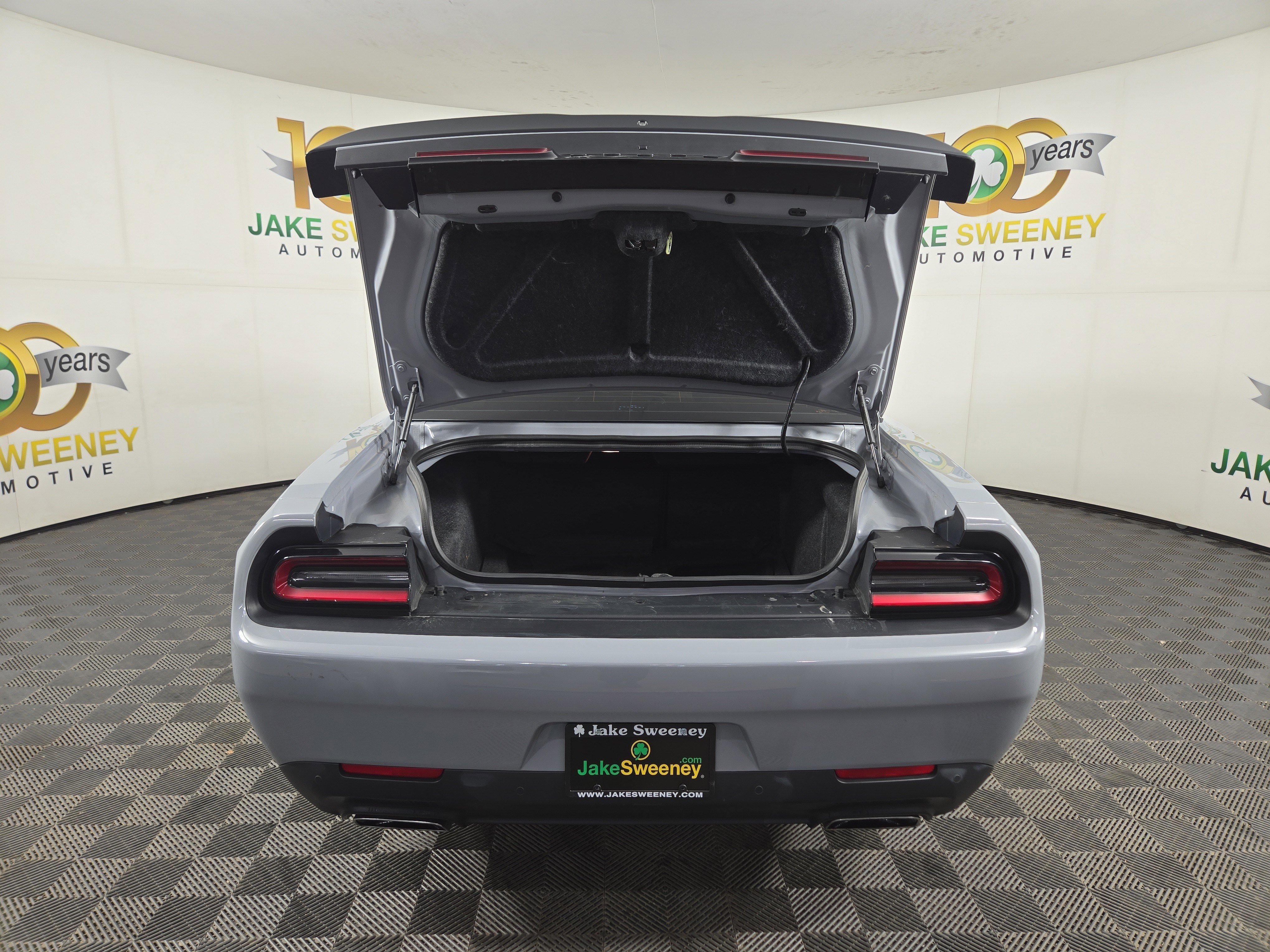 Used 2022 Dodge Challenger R/T w/ Blacktop Package image 30