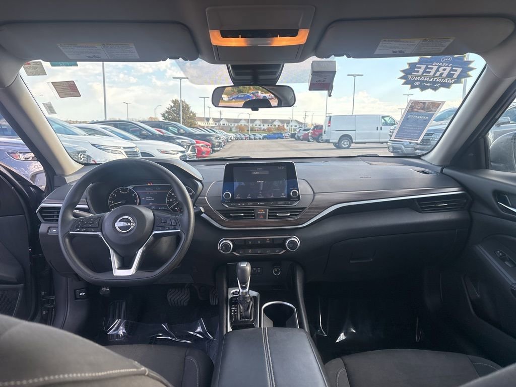 Used 2024 Nissan Altima 2.5 SV image 36