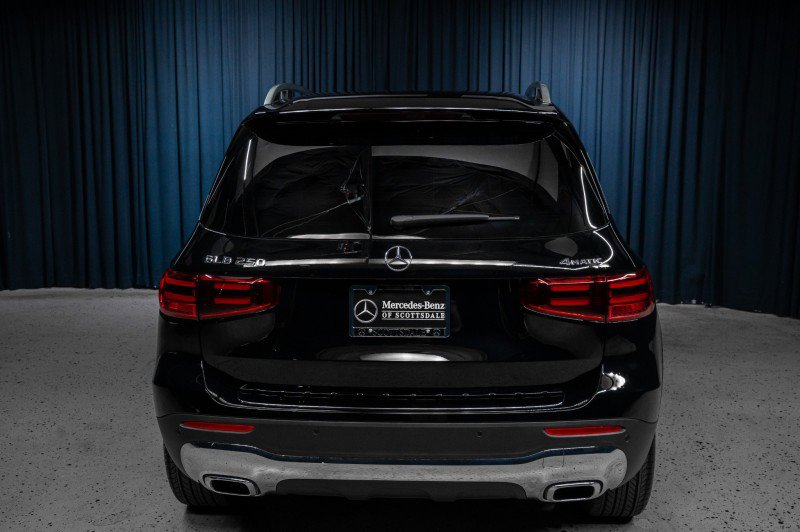 New 2026 Mercedes-Benz GLB 250 4MATIC image 8