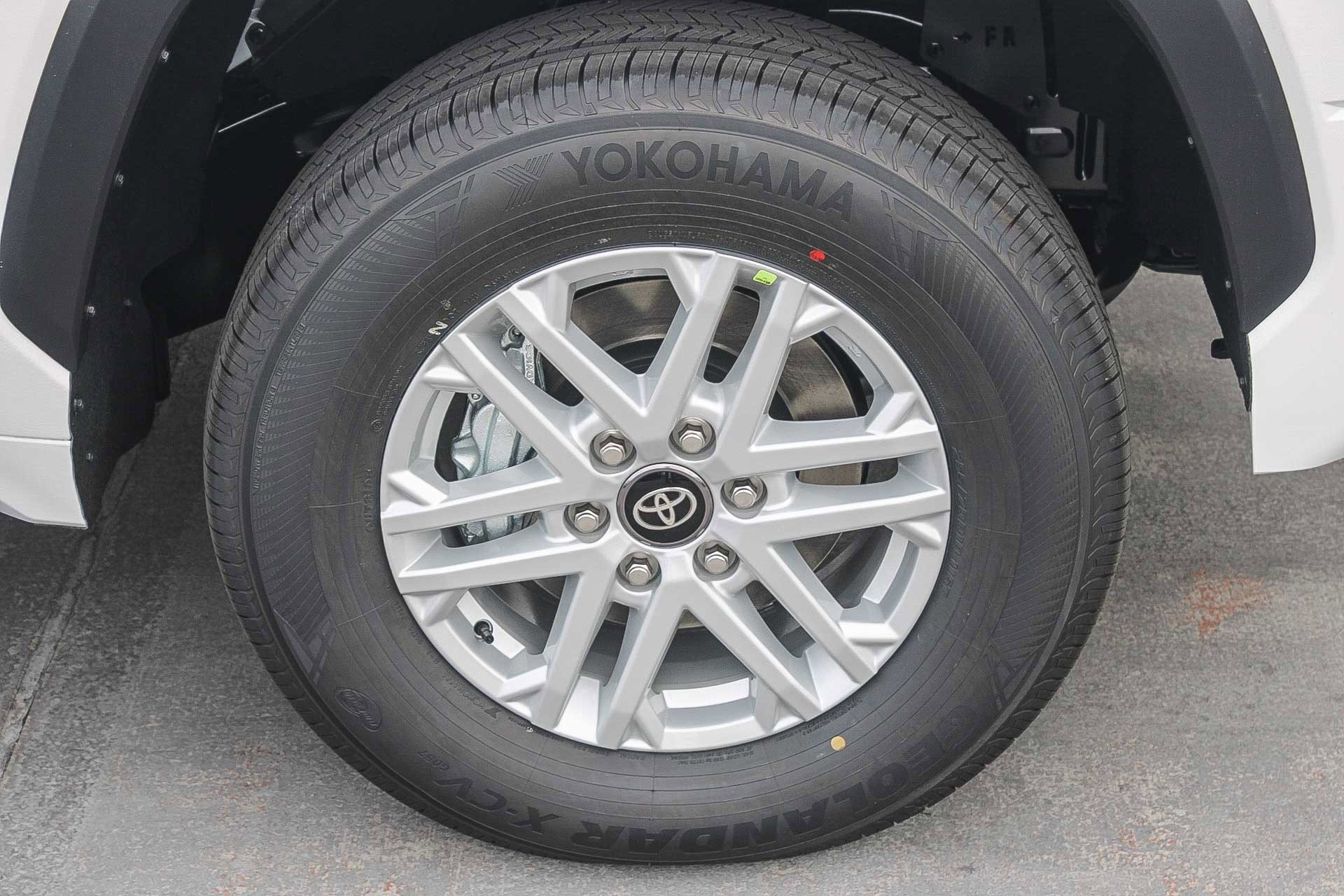 New 2026 Toyota Tundra SR5 AWD/4WD image 11