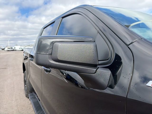 Used 2024 Chevrolet Silverado 1500 LT Trail Boss w/ Convenience Package II image 5