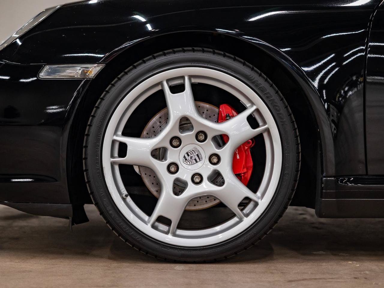 Used 2006 Porsche 911 Carrera 4S AWD/4WD image 29