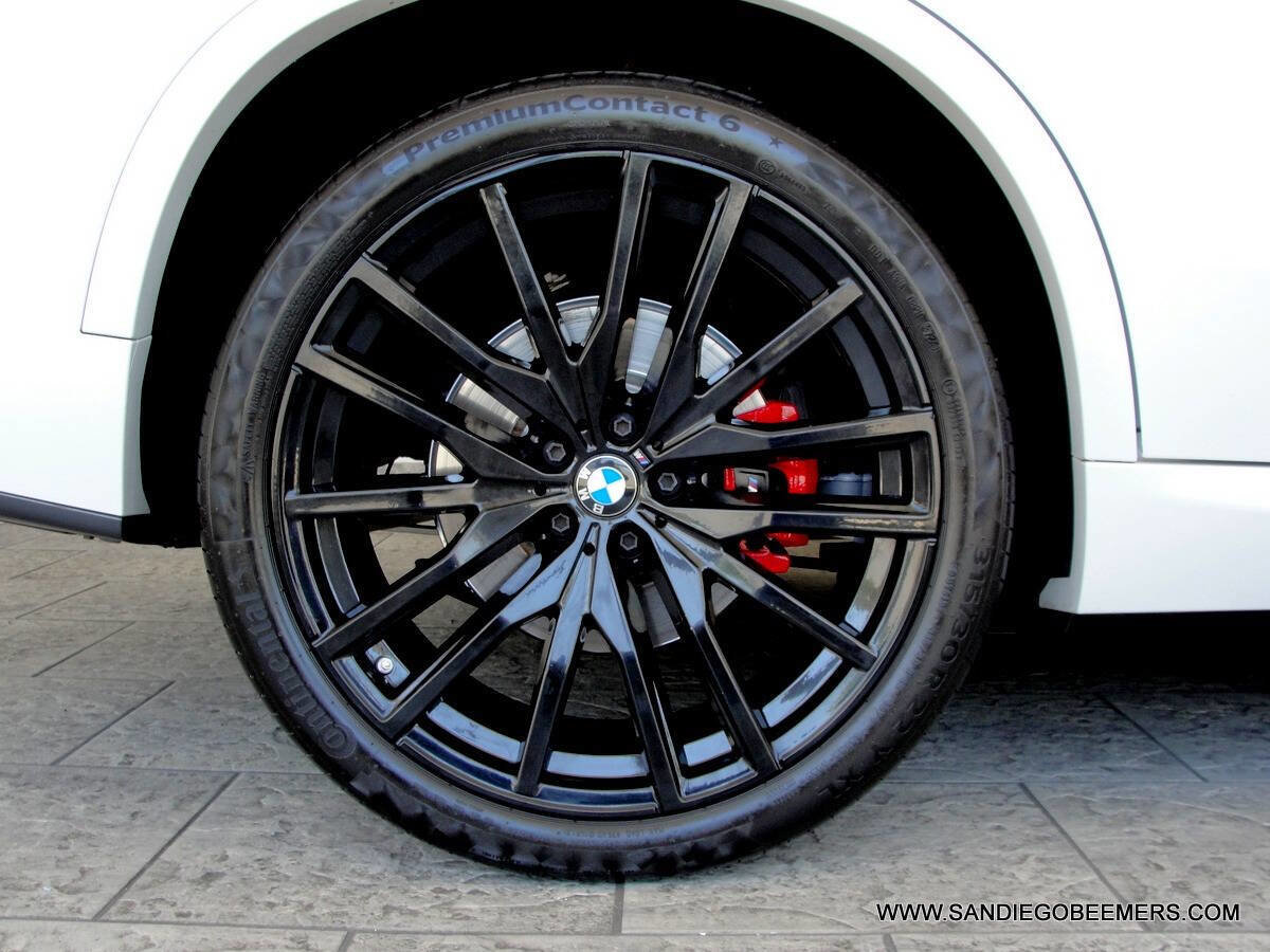 Used 2022 BMW X5 sDrive40i w/ M Sport Package image 8