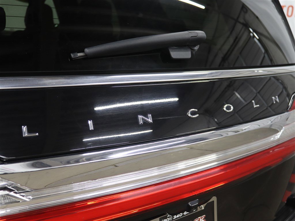 Used 2020 Lincoln Navigator Reserve w/ Luxury Package image 8