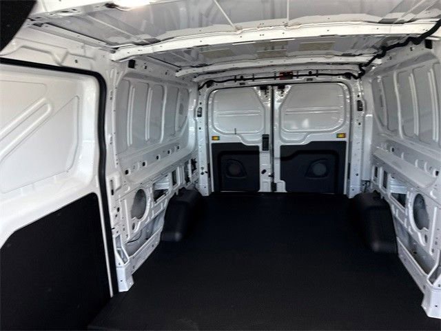New 2025 Ford Transit 250 Low Roof RWD image 17