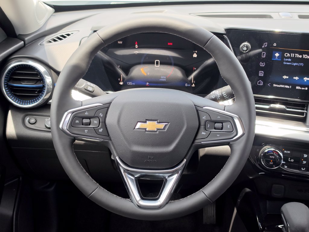 New 2026 Chevrolet Trax LT w/ Driver Confidence Package FWD image 16