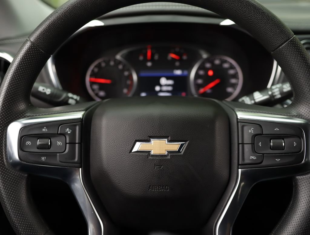 Used 2025 Chevrolet Blazer LT FWD image 10