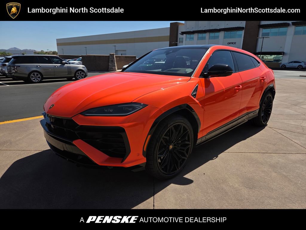 Used 2025 Lamborghini Urus SE