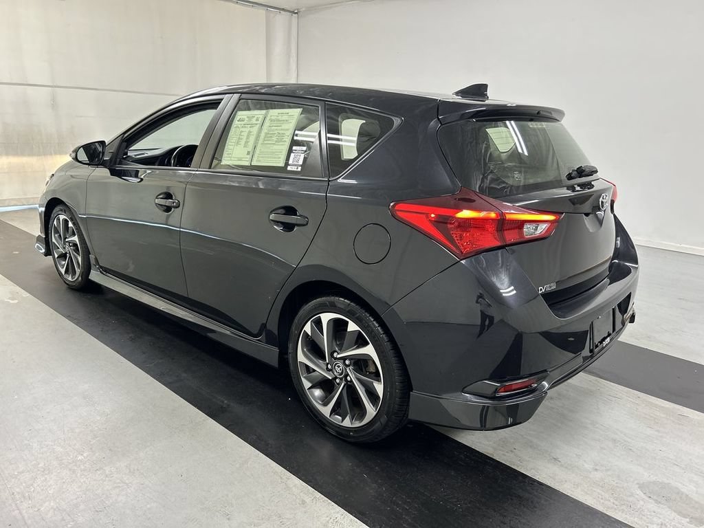 Used 2018 Toyota Corolla iM w/ All-Weather Mat Package FWD image 7