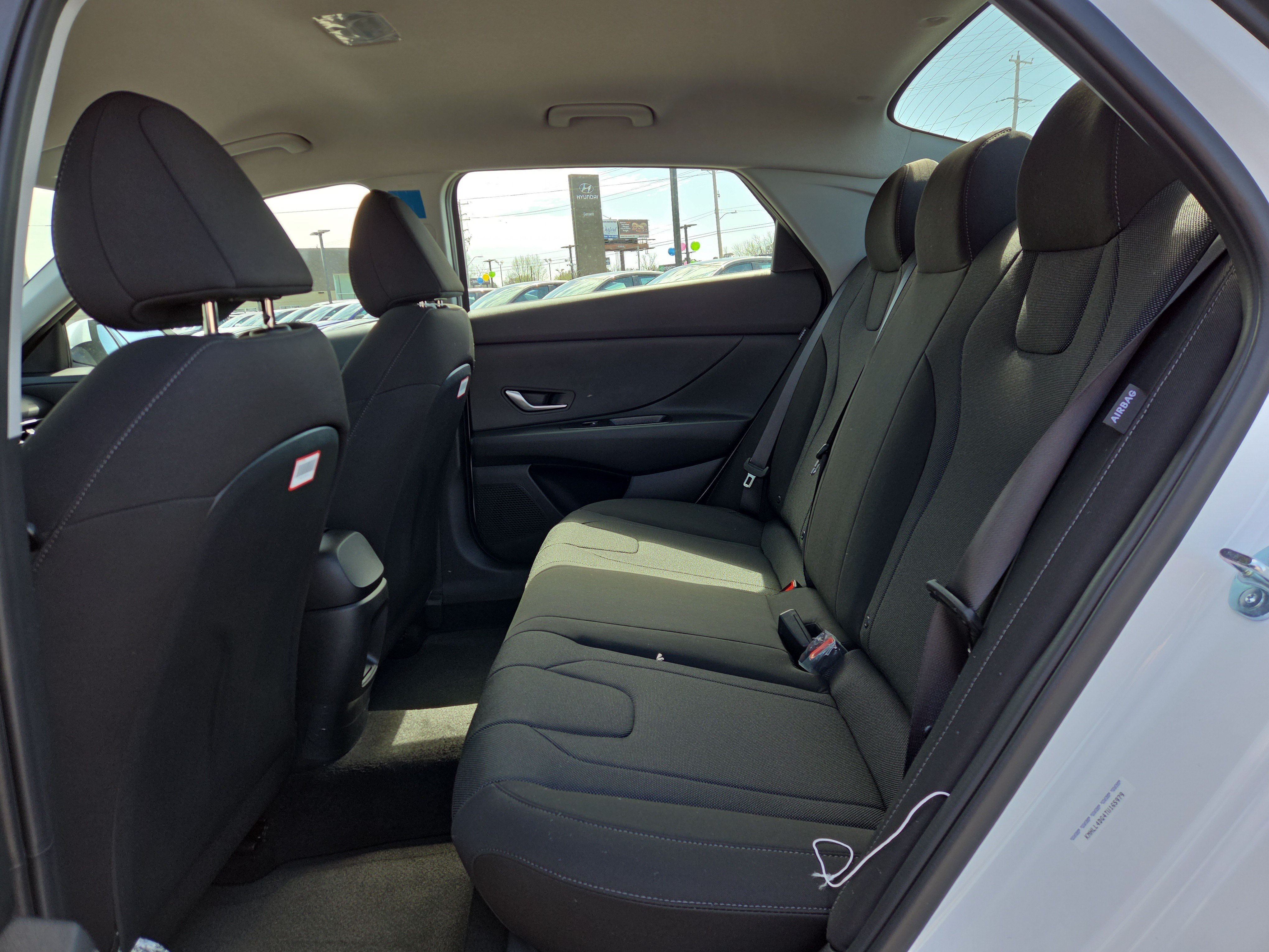 New 2026 Hyundai Elantra SE FWD image 6