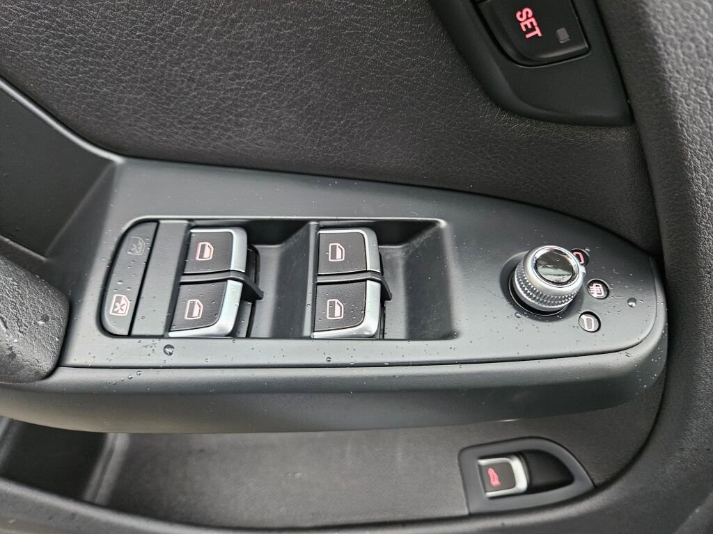 Used 2016 Audi A4 2.0T Premium Plus w/ Technology Package image 24