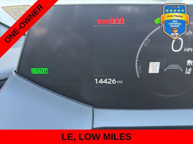 Used 2025 Toyota Prius LE image 18
