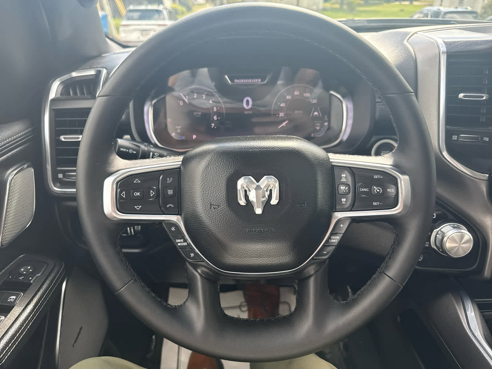 Used 2025 RAM 1500 Laramie w/ Night Edition image 19