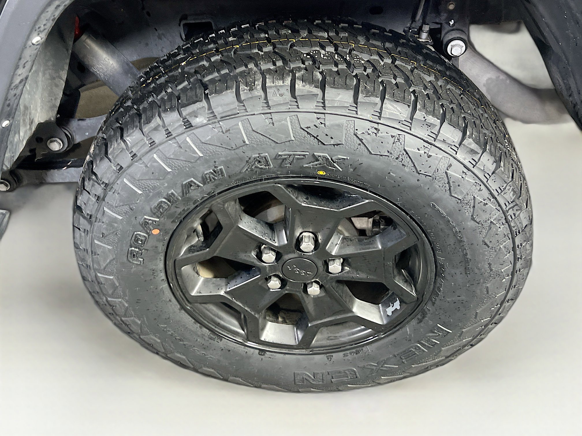 Used 2022 Jeep Gladiator Willys image 29