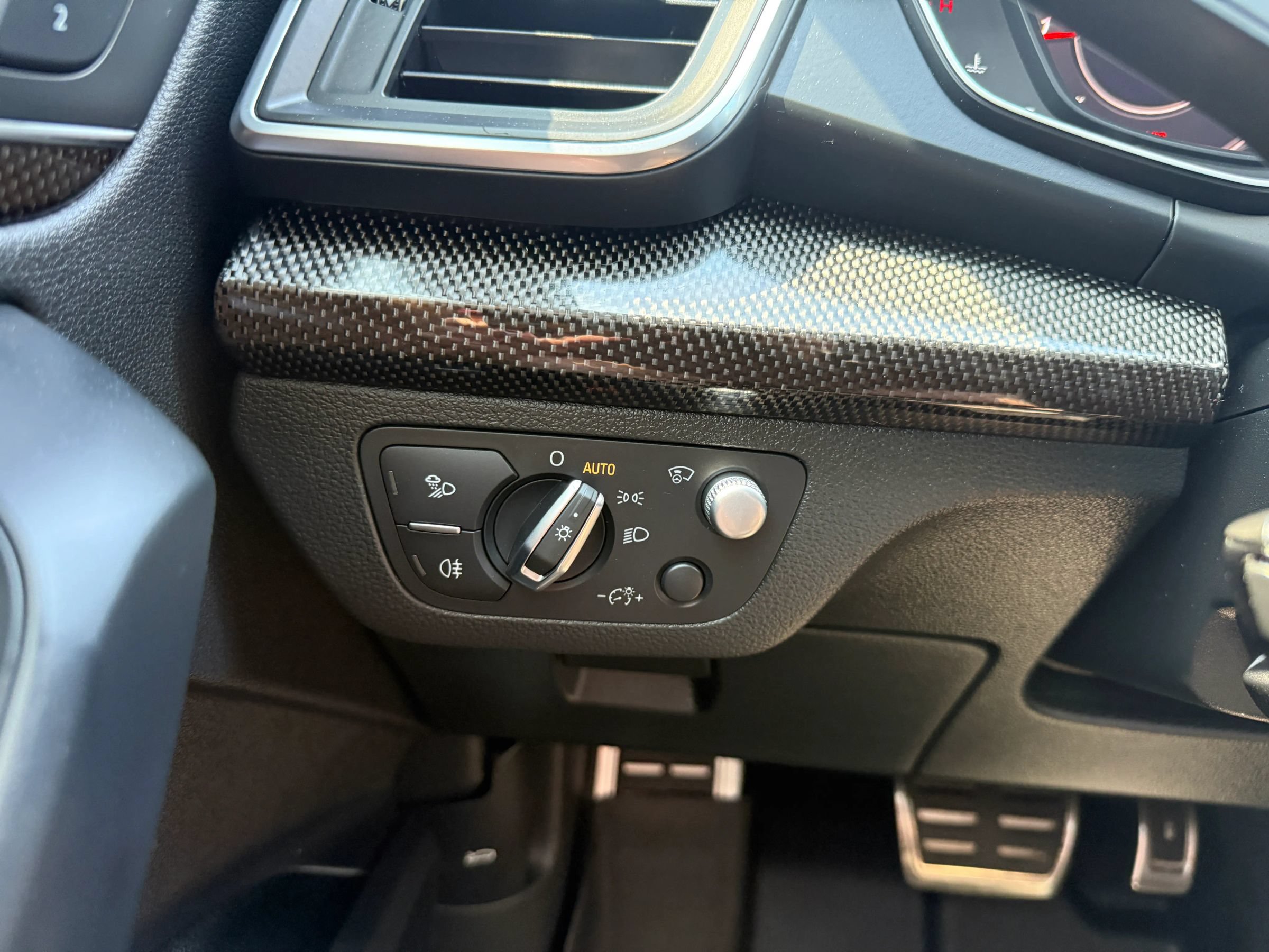 Used 2019 Audi SQ5 Prestige w/ Prestige Package AWD/4WD image 31