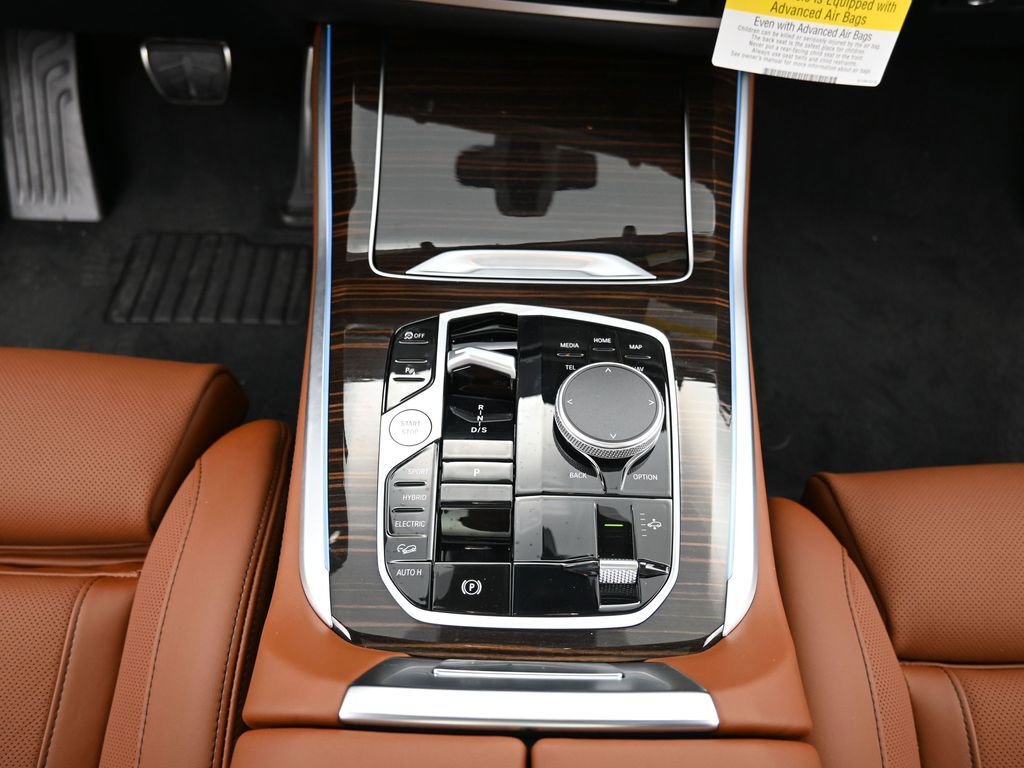 New 2026 BMW X5 xDrive50e w/ M Sport Package image 13