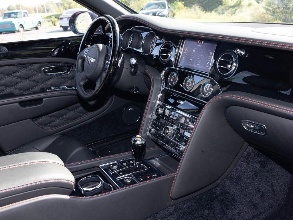 Used 2019 Bentley Mulsanne image 58