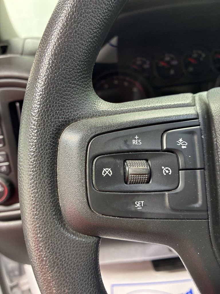 Used 2025 Chevrolet Silverado 2500 Custom w/ Custom Value Package image 15