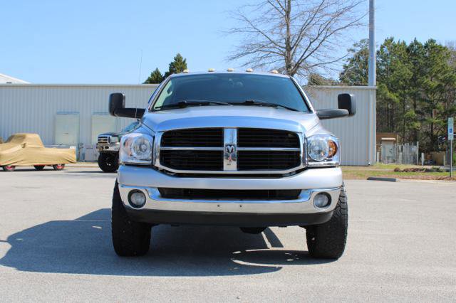 Used 2009 Dodge Ram 2500 Truck SLT AWD/4WD image 2