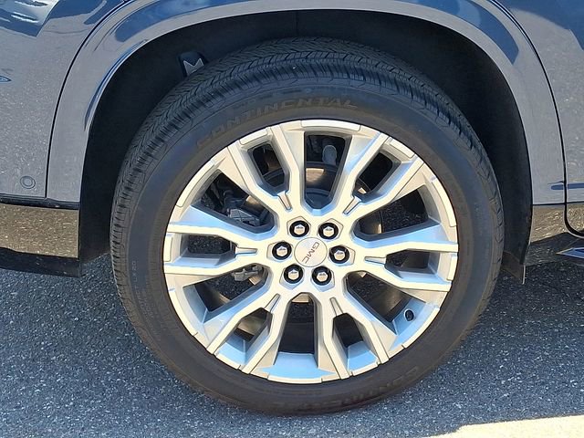 Used 2025 GMC Acadia Denali w/ Super Cruise Package FWD image 26