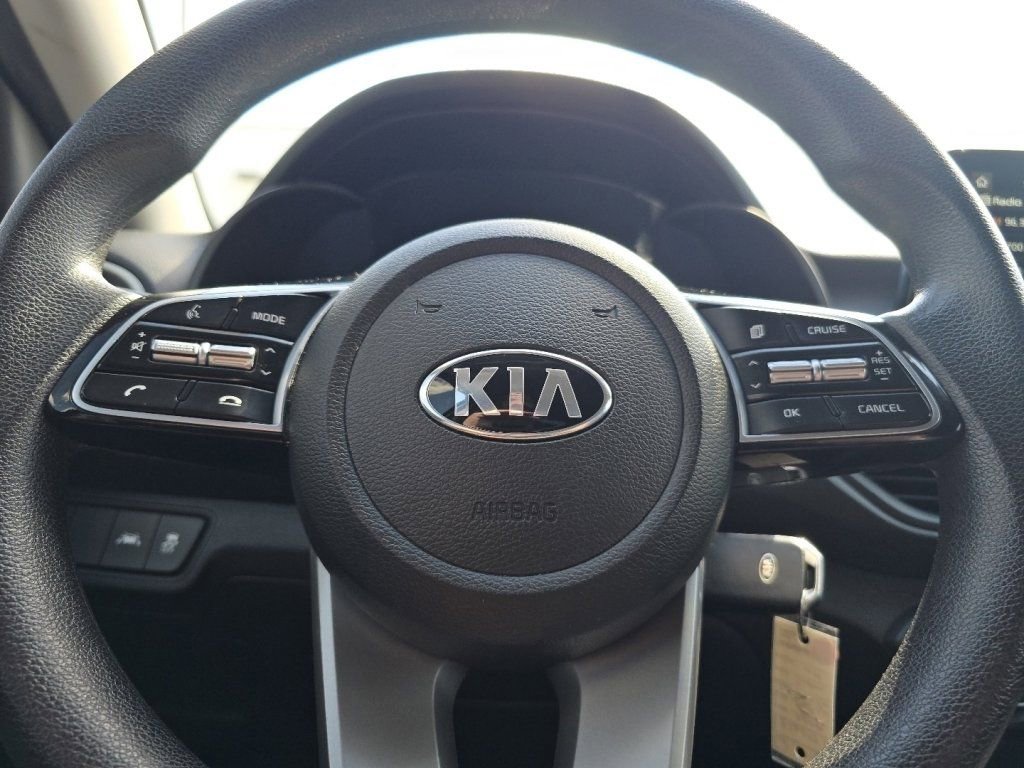 Used 2020 Kia Forte LXS FWD image 24