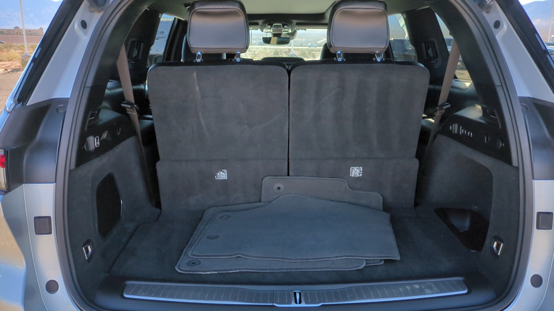 Used 2023 Jeep Grand Cherokee L Overland image 30