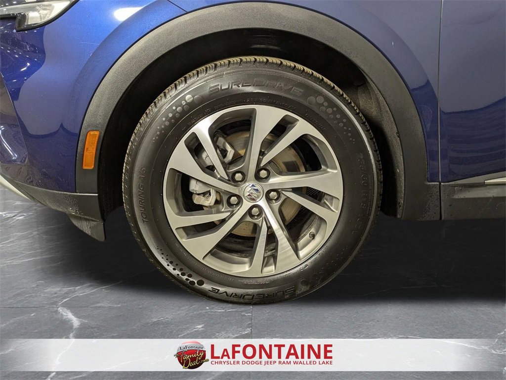 Used 2023 Buick Envision Essence image 34