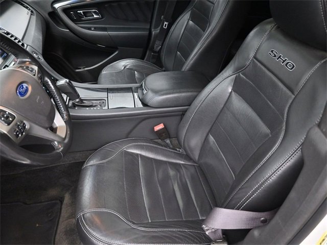 Used 2013 Ford Taurus SHO image 17