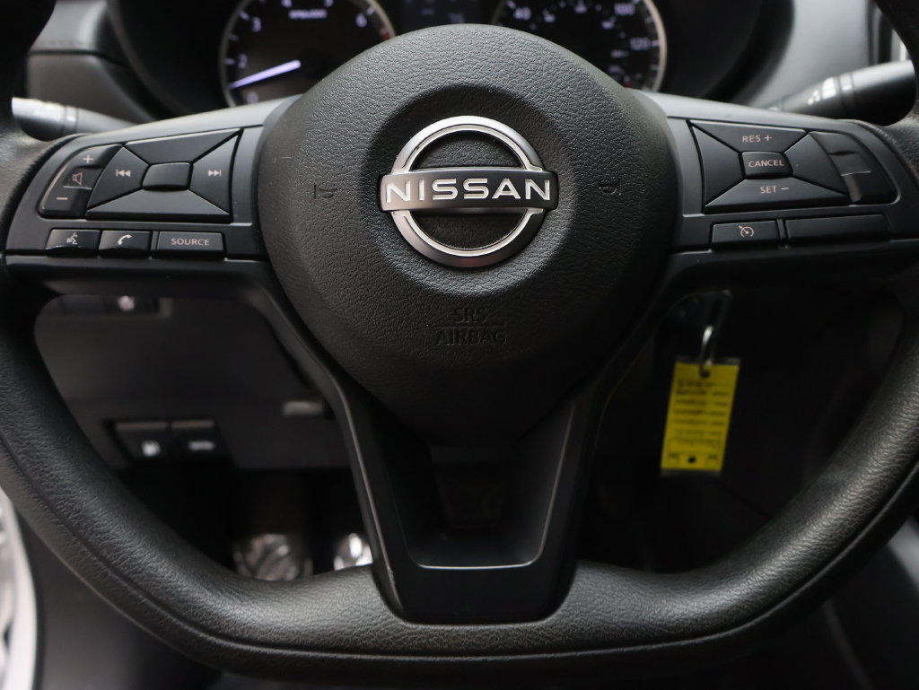 Used 2025 Nissan Versa S FWD image 17