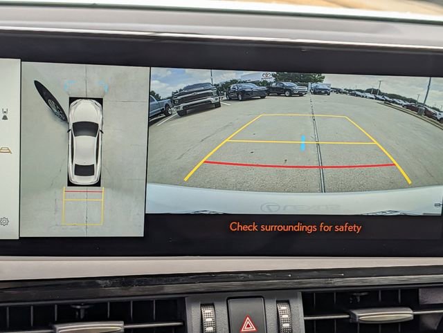 Used 2025 Lexus ES 300h Ultra Luxury FWD image 18