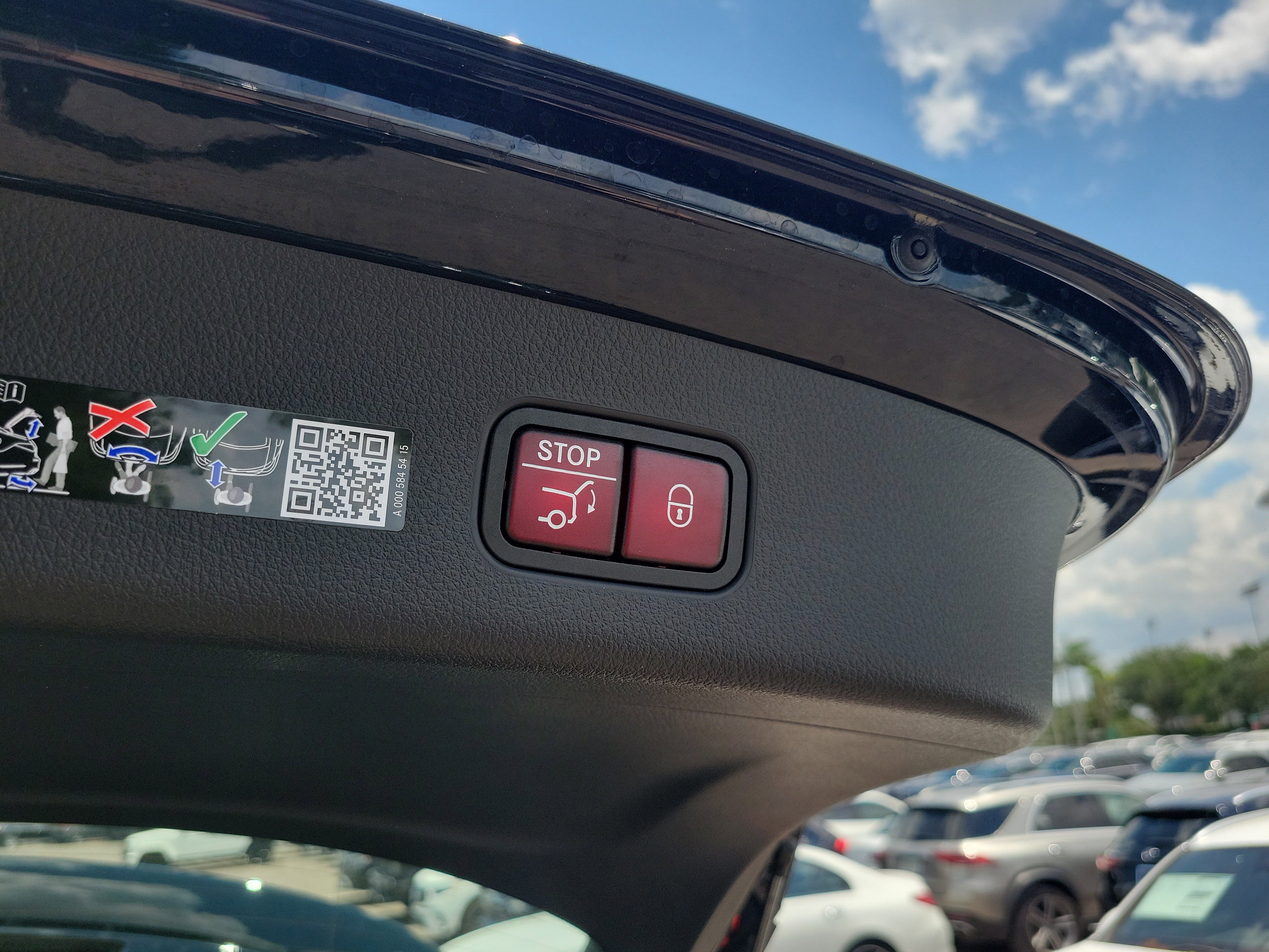 New 2026 Mercedes-Benz GLC 43 AMG 4MATIC image 10