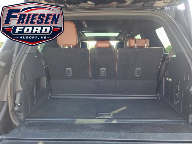 Used 2025 Lincoln Navigator Reserve AWD/4WD image 29