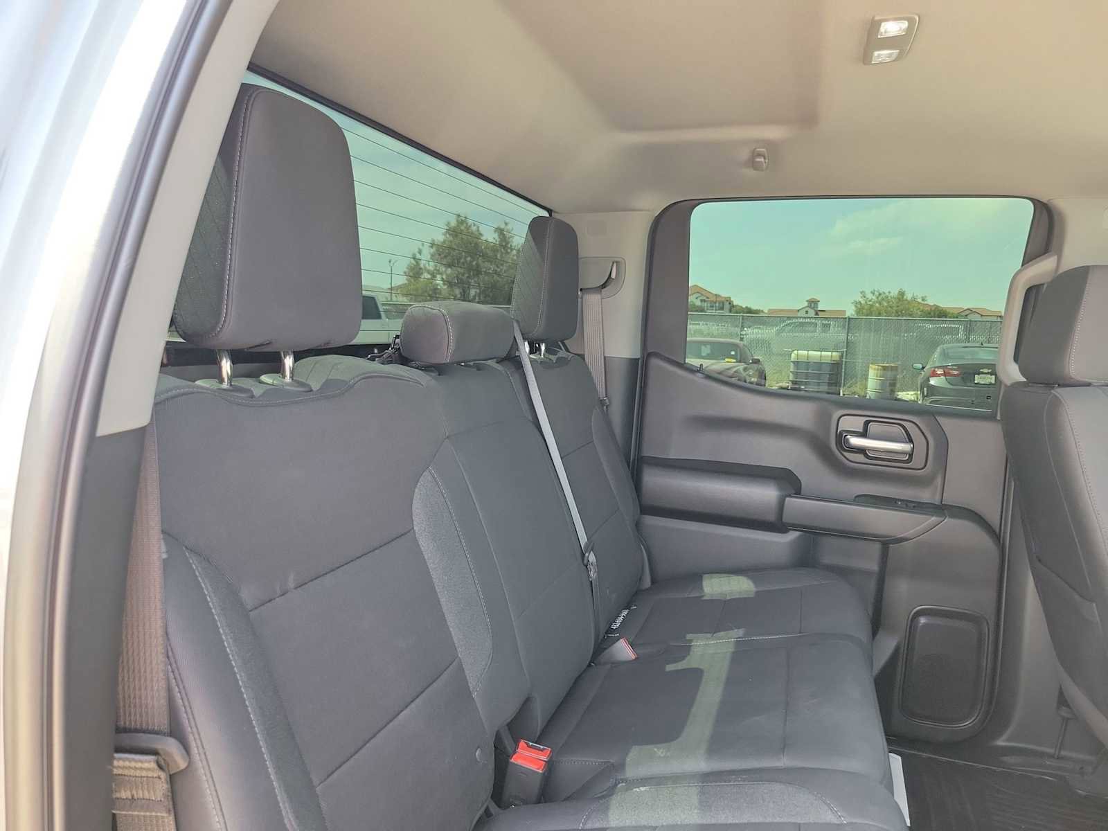 Used 2026 Chevrolet Silverado 1500 Custom w/ LPO, Dark Essentials Package RWD image 17