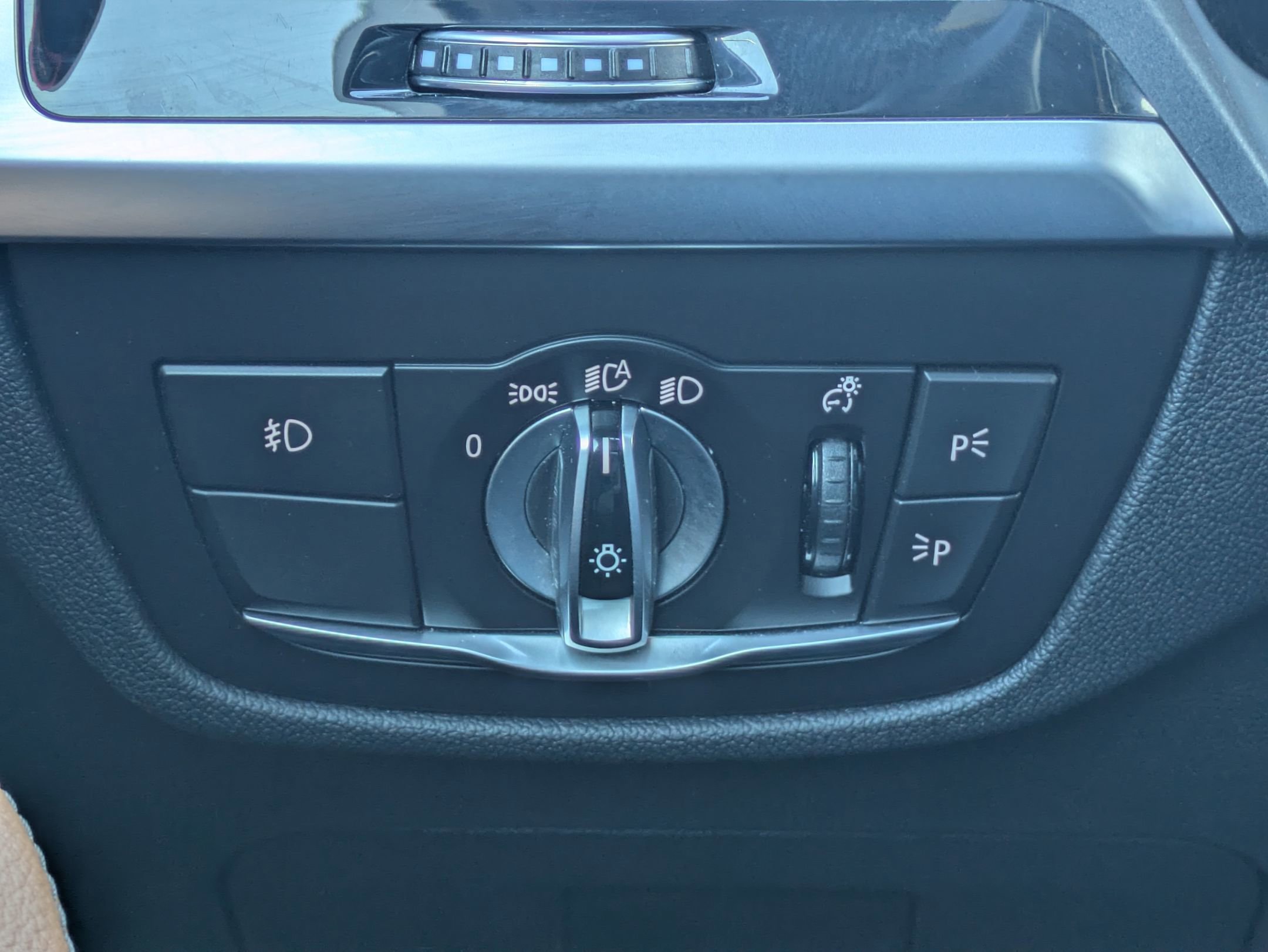 Used 2021 BMW X3 xDrive30i w/ Premium Package image 18