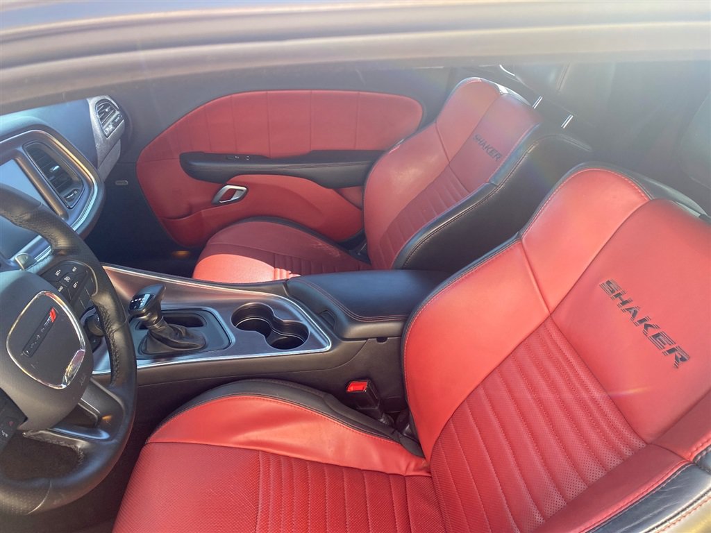 Used 2016 Dodge Challenger R/T Plus RWD image 8