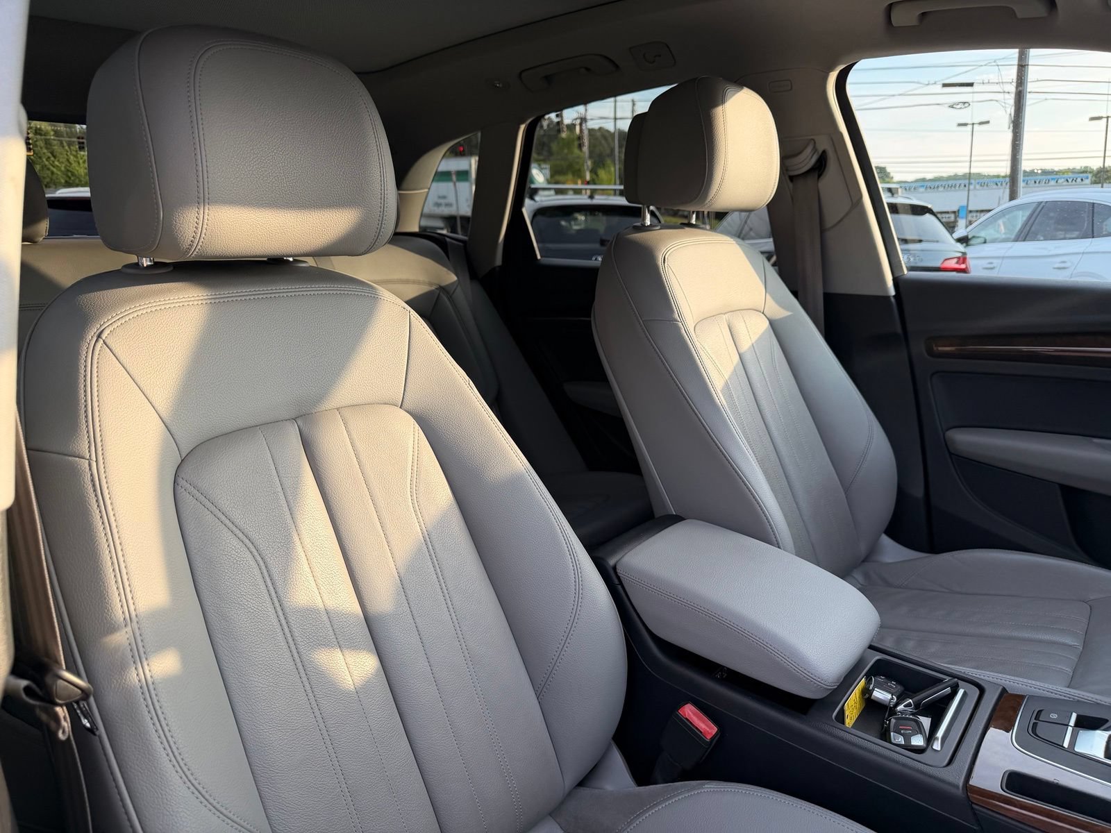 Used 2018 Audi Q5 Prestige w/ Premium Plus Package AWD/4WD image 35
