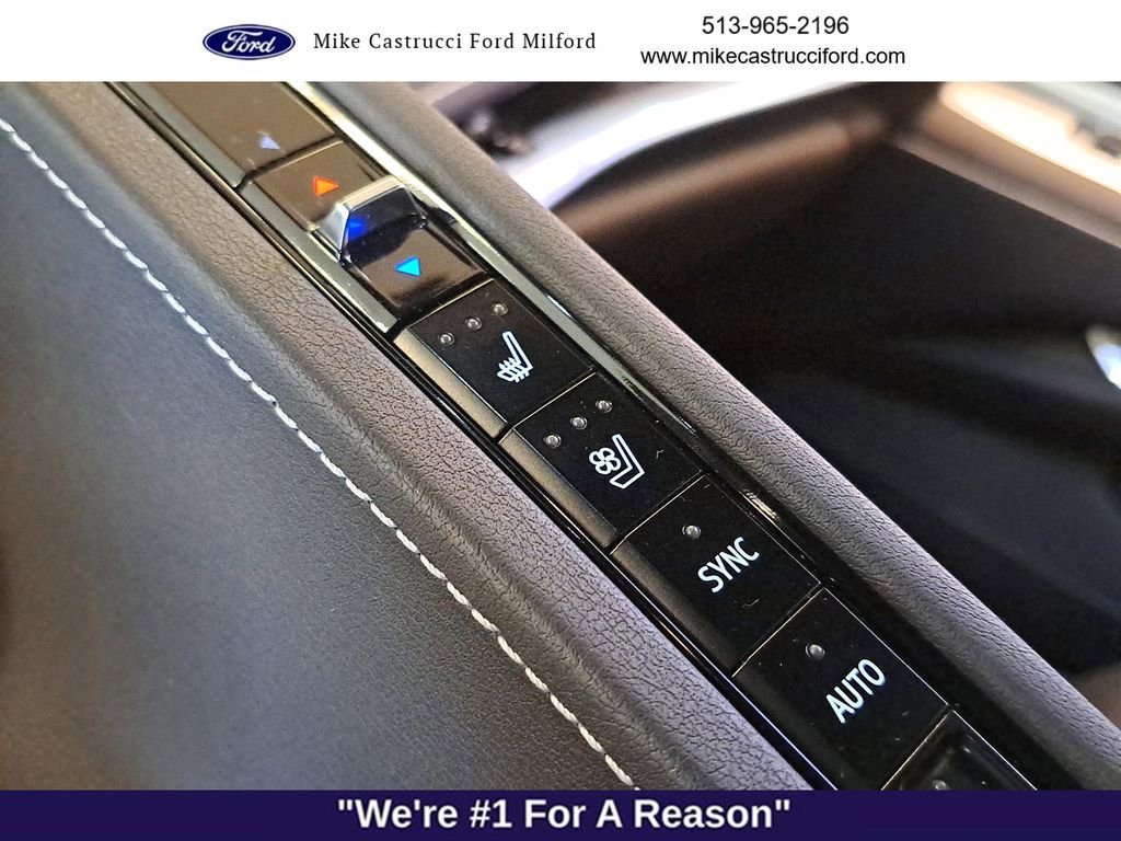 Used 2024 Chevrolet Corvette Stingray Preferred Conv w/ Z51 Performance Package image 13