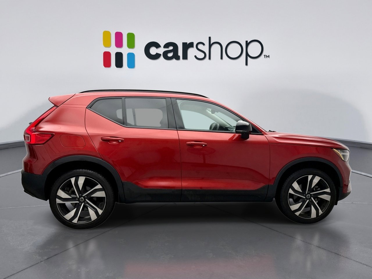 Used 2024 Volvo XC40 B5 Plus w/ Climate Package AWD/4WD image 6
