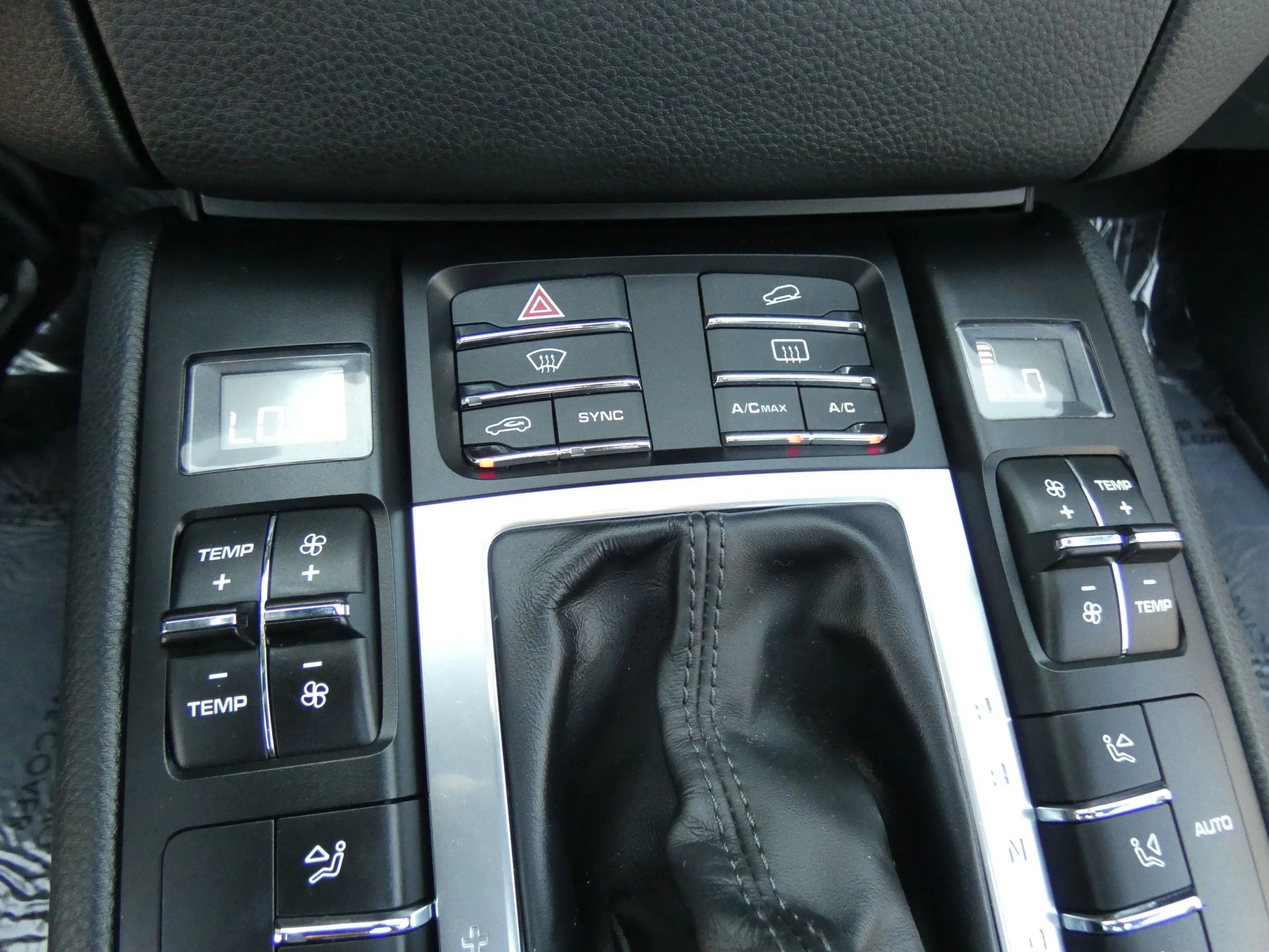 Used 2018 Porsche Macan Sport Edition image 60