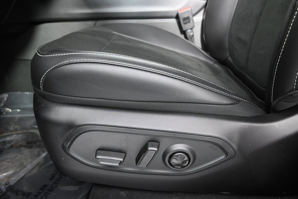 New 2026 Jeep Grand Cherokee Laredo image 21