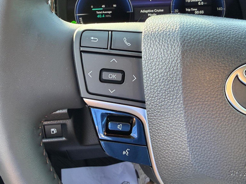 Certified 2025 Toyota Camry XLE AWD/4WD image 18