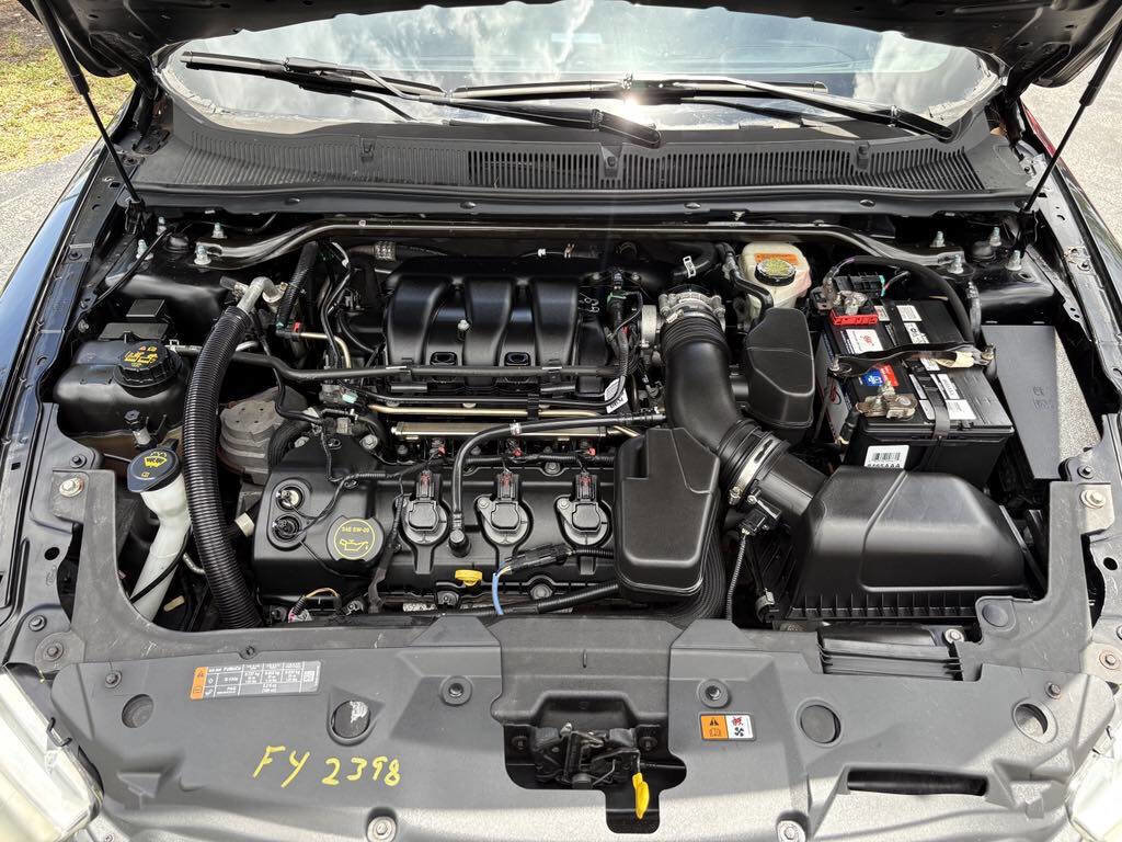 Used 2014 Ford Taurus Police Interceptor AWD image 16