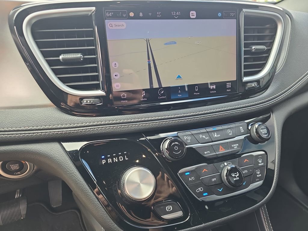 Used 2022 Chrysler Pacifica Limited w/ S Appearance Package FWD image 23