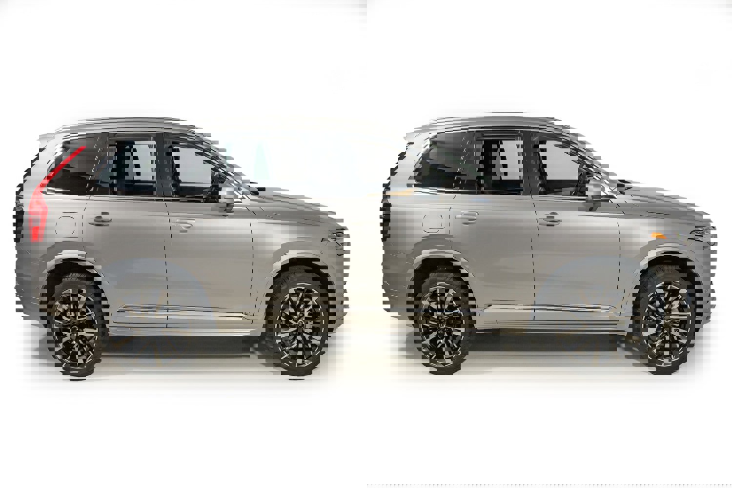 Used 2024 Volvo XC90 B5 Plus image 7